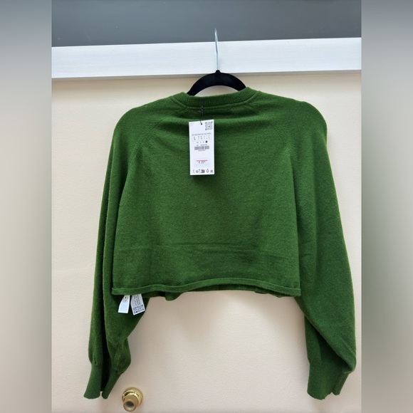 Zara cropped long sleeved sweater/top - Picture 5 of 5